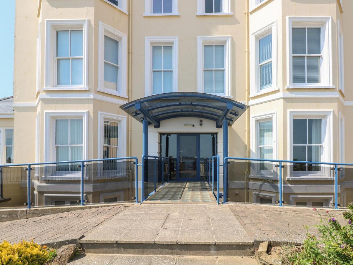 6 South Beach Court Tenby Luaran gambar